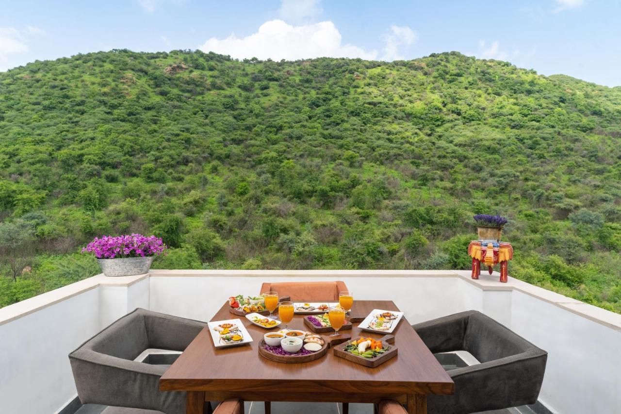 Hotel Traavista Aravali Mahal Udaipur Exterior foto