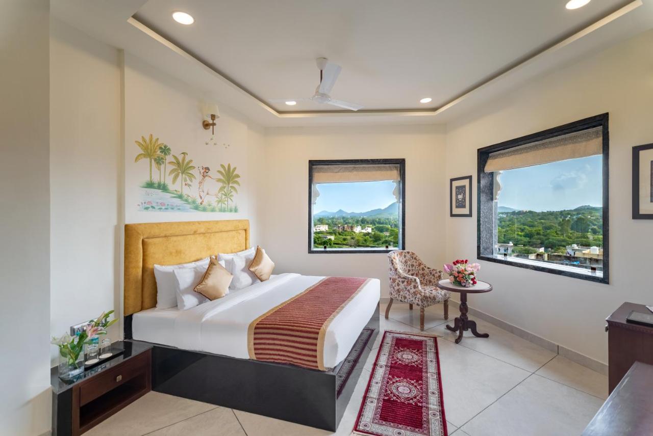Hotel Traavista Aravali Mahal Udaipur Exterior foto