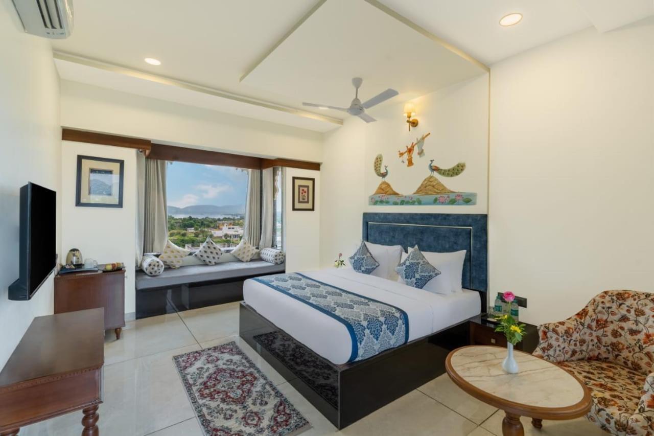Hotel Traavista Aravali Mahal Udaipur Exterior foto
